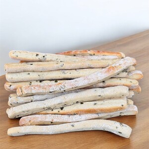 Grissini de ora-pro-nóbis